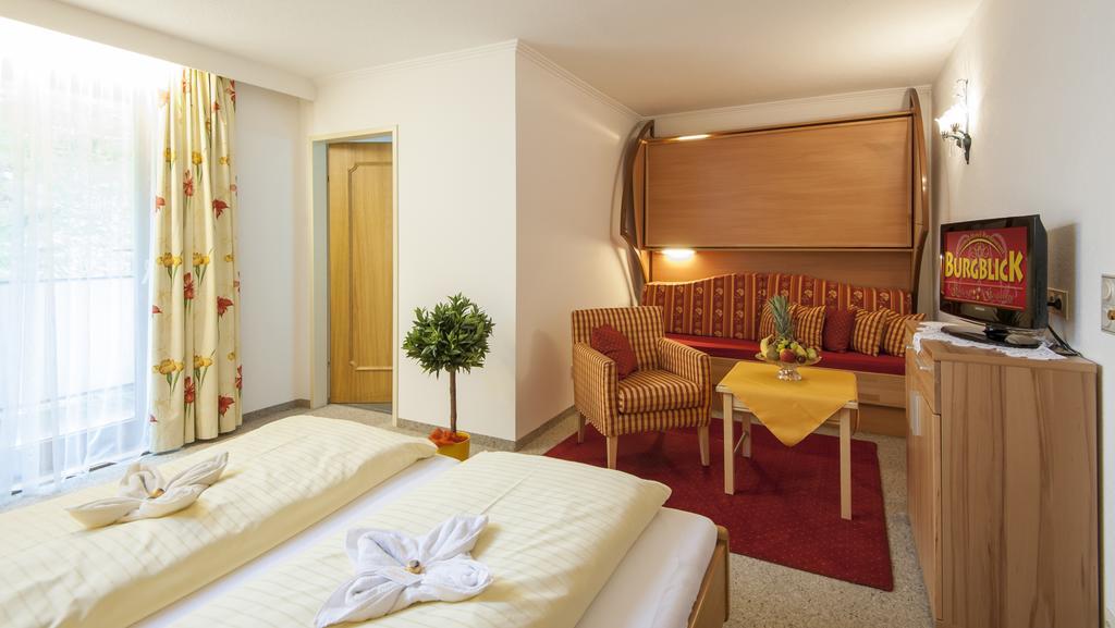 Hotel-Restaurant Burgblick Dorfgastein Quarto foto