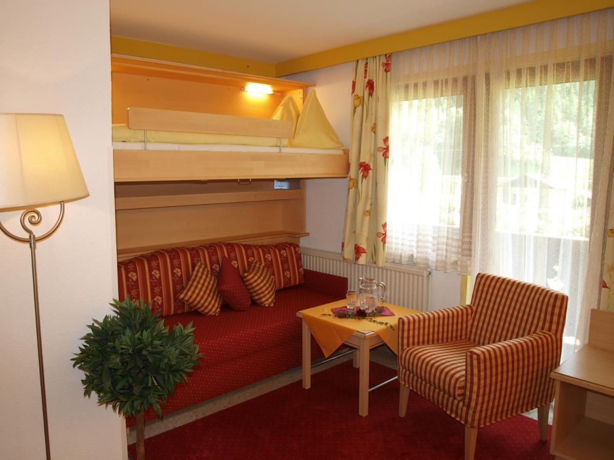 Hotel-Restaurant Burgblick Dorfgastein Quarto foto